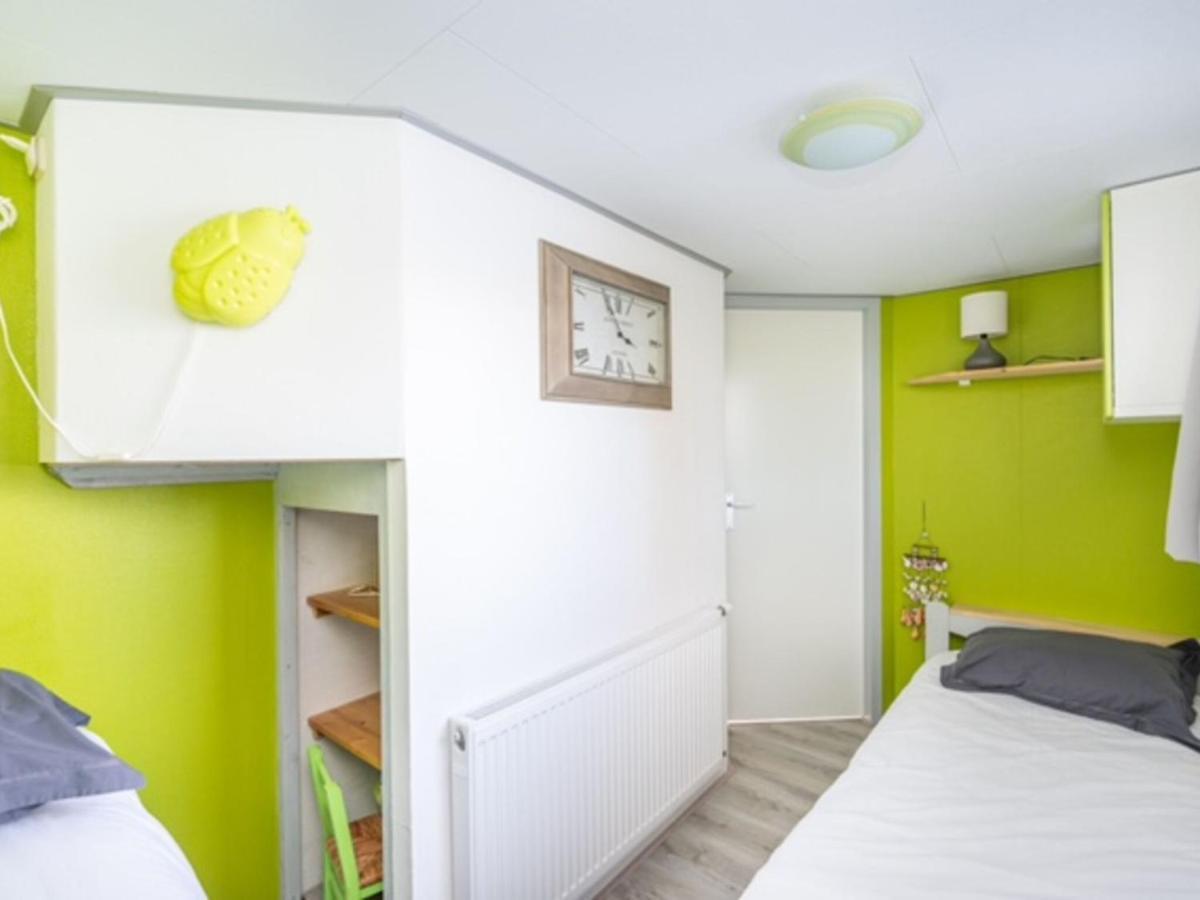 Chalet Sea Rocks With View And Garden Goedereede Bagian luar foto