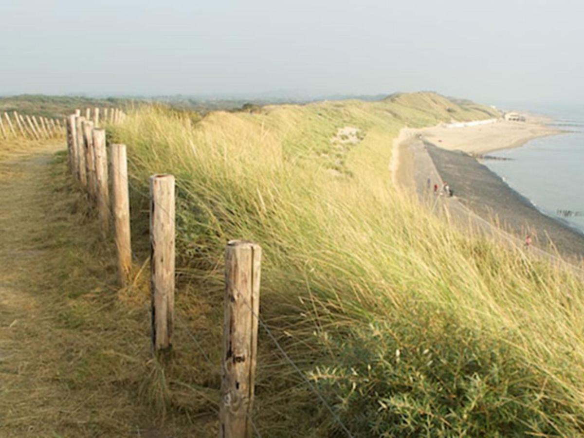 Chalet Sea Rocks With View And Garden Goedereede Bagian luar foto